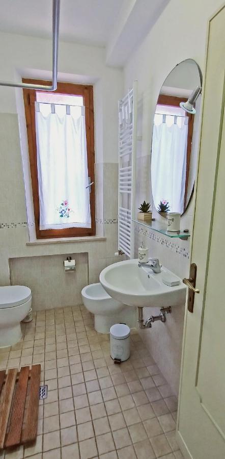 Вилла I Pini House Маджоне Экстерьер фото